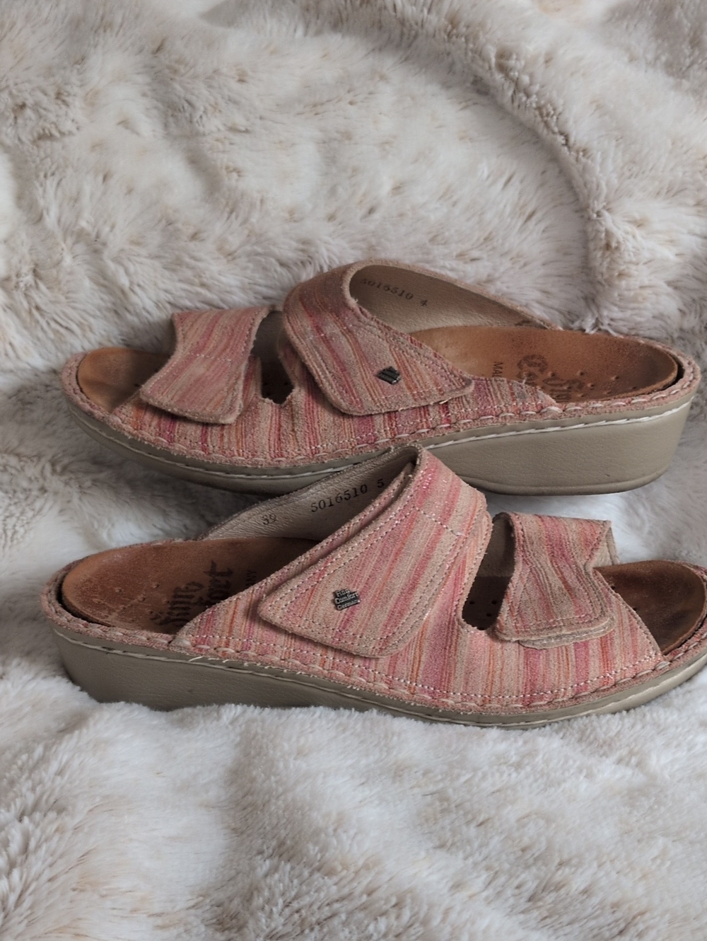 Finn Comfort Slide Sandals in Pink Stripe EU 39